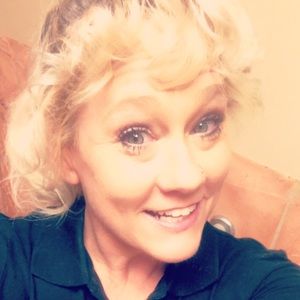 Meet your Posher, Brandi